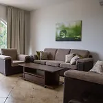 Flora אופטיה